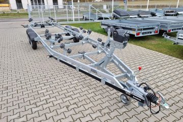 łódź, łódka, jacht do 30 stóp 8,7 m 3,5T DMC 2 osie podłodziowa