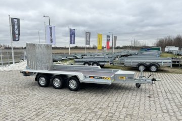 nowy model, lampy led, koparka, bobcat, trzy osie, 3,5T DMC